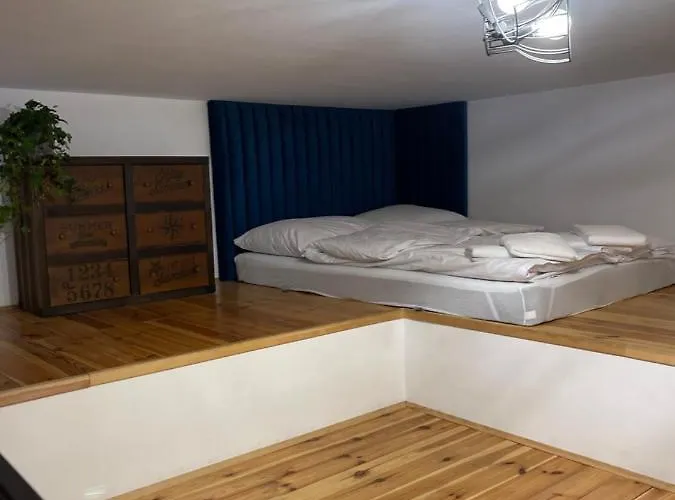 Urokliwy Loft W Ncl-kamienica Vabank Appartamento Łódź